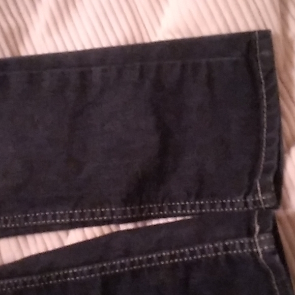 Jesns - Picture 4 of 4